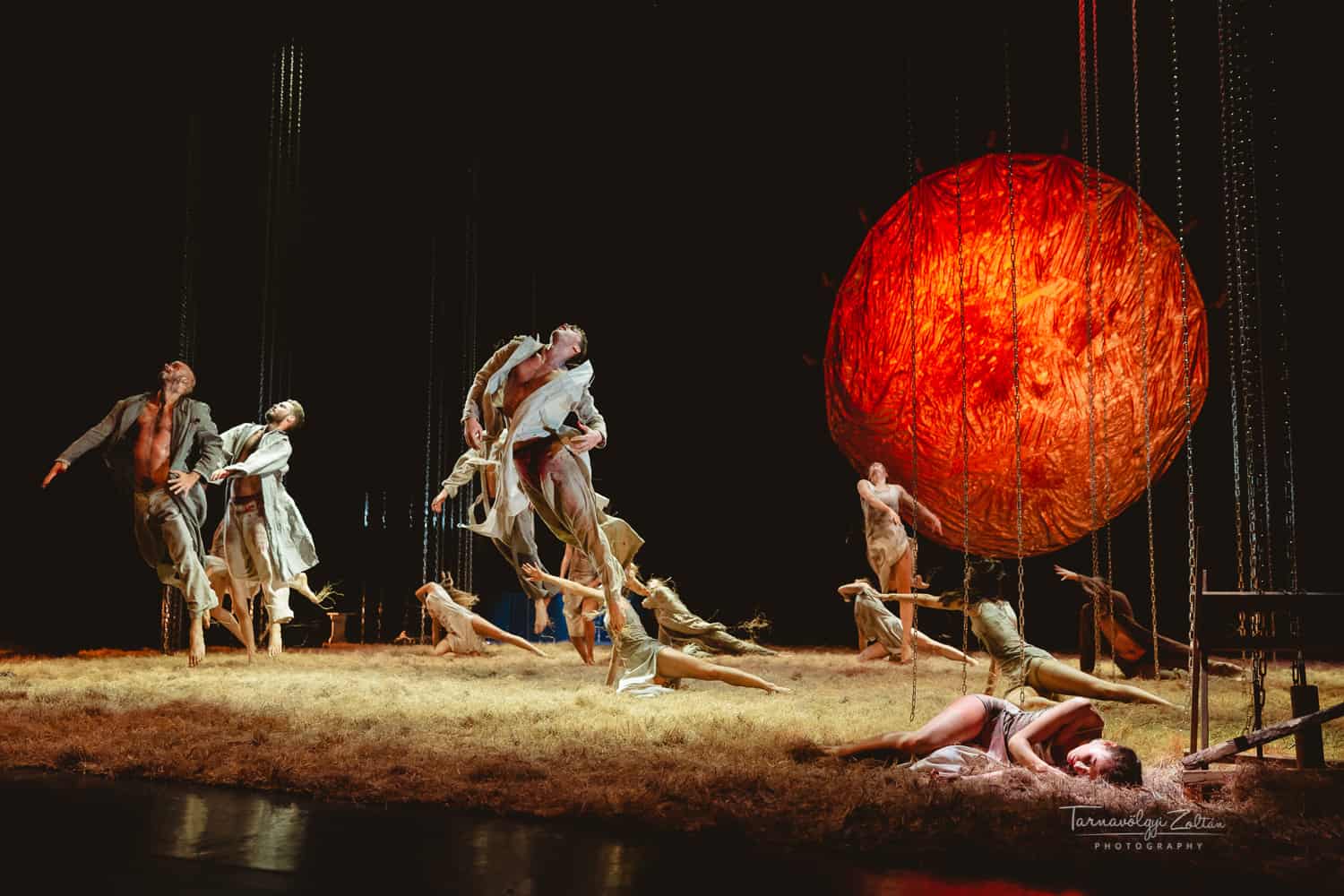 szkb-nt-carmina_burana_mupa_2018-0104_vizjeles
